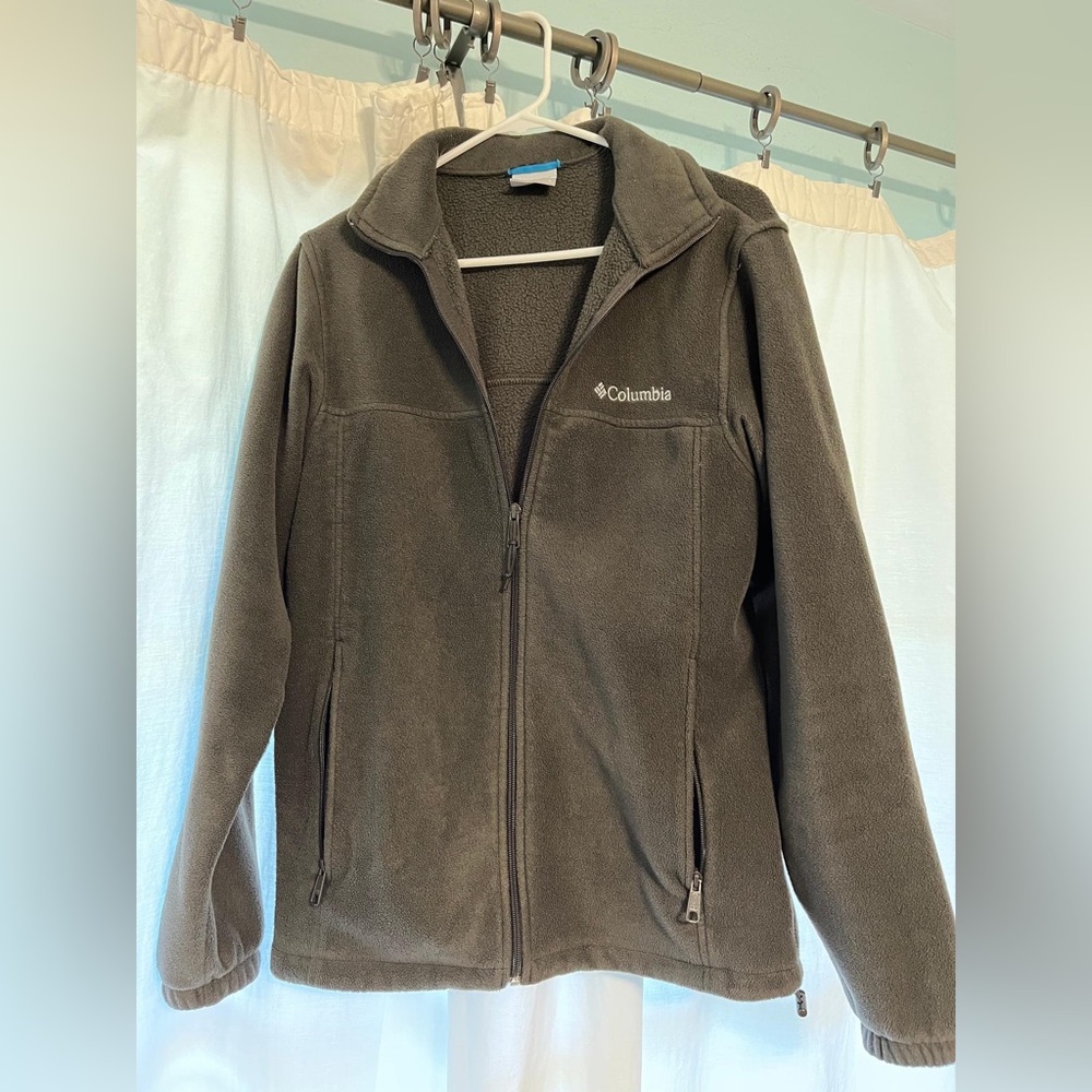 Columbia Men’s grey jacket